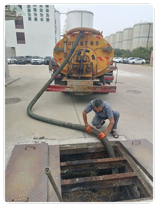 新河隔油池清掏