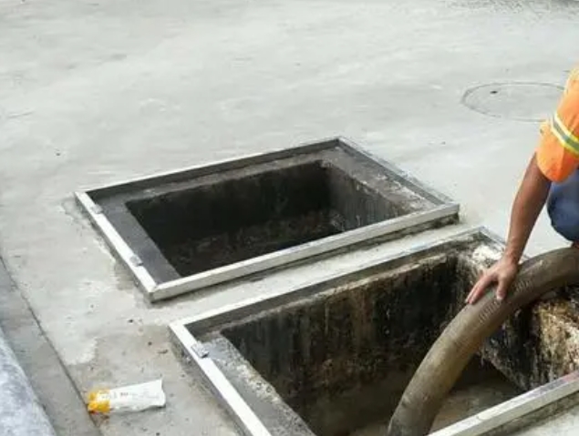 新河化粪池清理